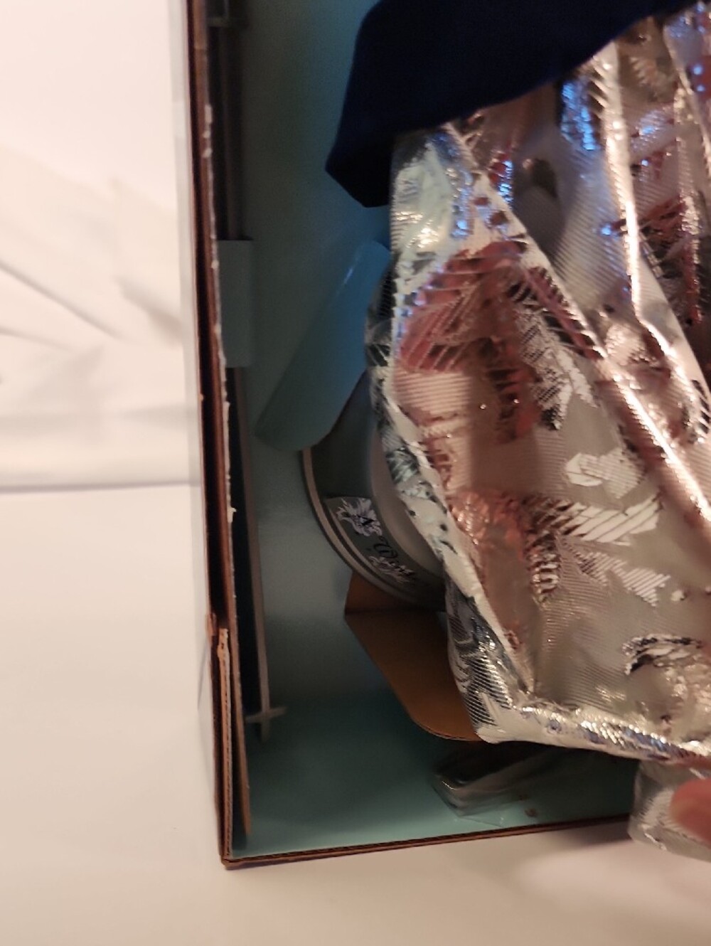 Avon Exclusive Winter Velvet Barbie Doll - Picture 6 of 8